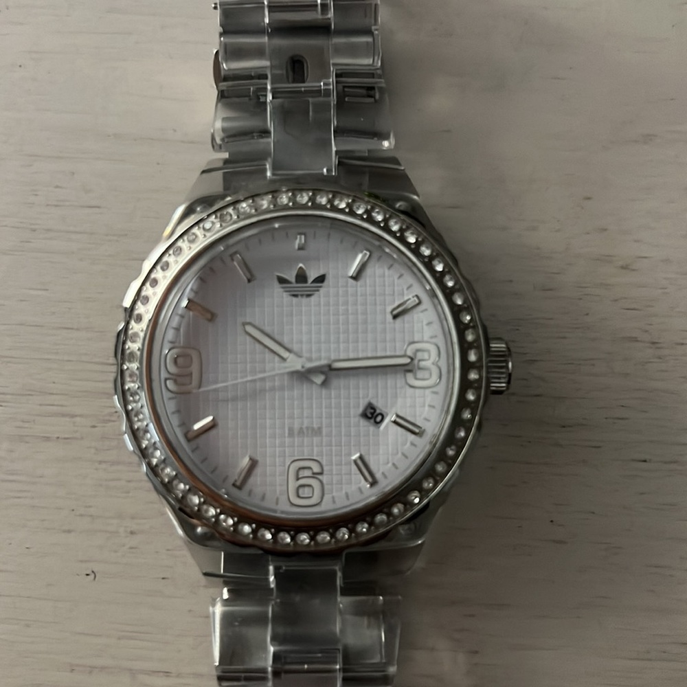 Women clear ADIDAS watch - Picture 2 of 4